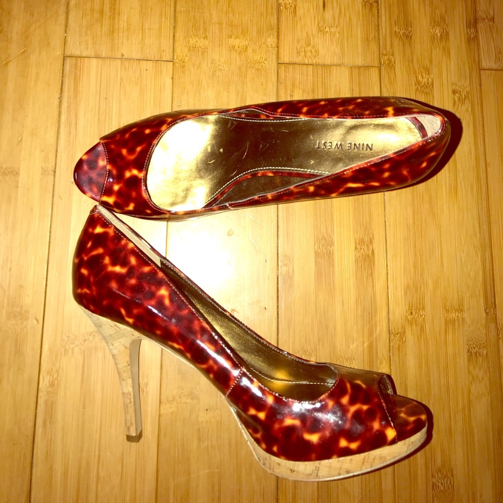 Peep toe heels